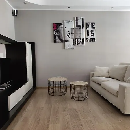 Apartament Qu4ttro